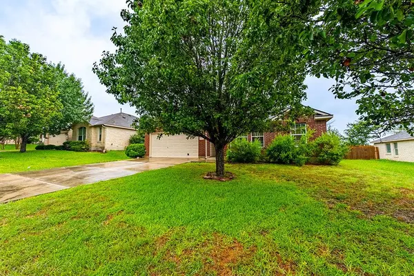 157 Redwood DR, Kyle, TX 78640