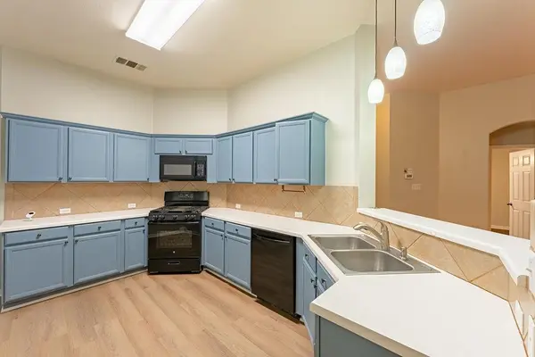157 Redwood DR, Kyle, TX 78640