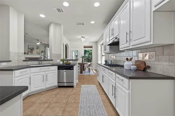 3780 Turetella DR, Round Rock, TX 78681