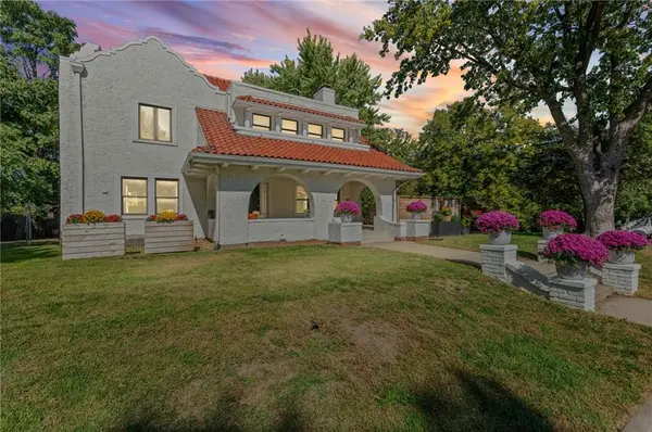 2202 Everett AVE, Kansas City, KS 66102