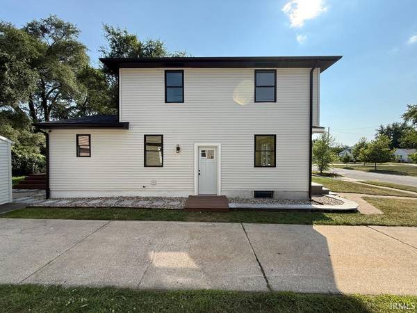 1218 Woodlawn BLVD, South Bend, IN 46616-1923