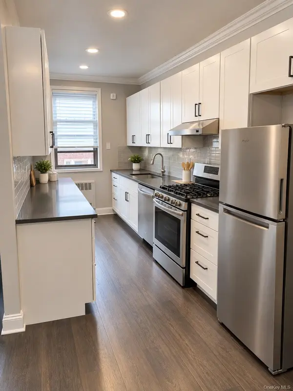69-60 108th ST #519, Forest Hills, NY 11375