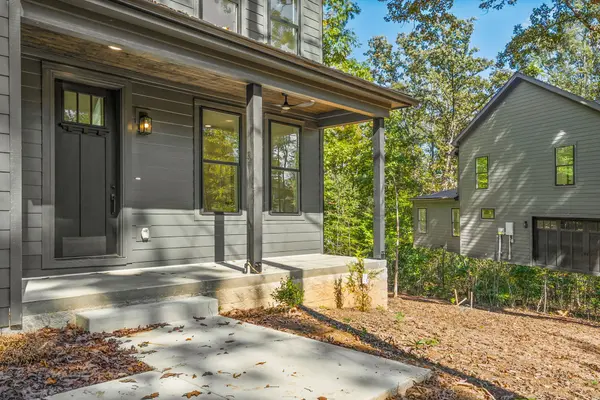 10005 Forest Lane, Bon Aqua, TN 37025