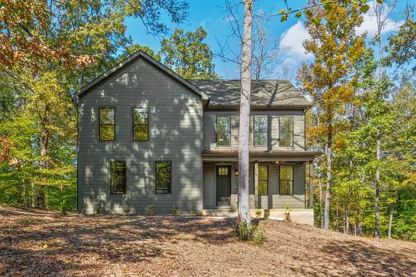 10005 Forest Lane, Bon Aqua, TN 37025