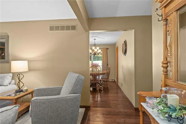 3401 N 36th TER, St Joseph, MO 64506
