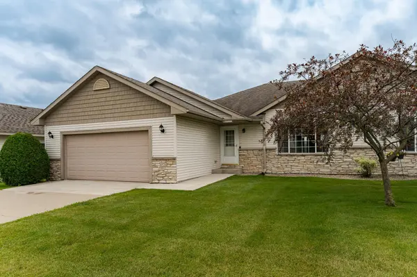 4526 Prairie View PL NW,  Rochester,  MN 55901