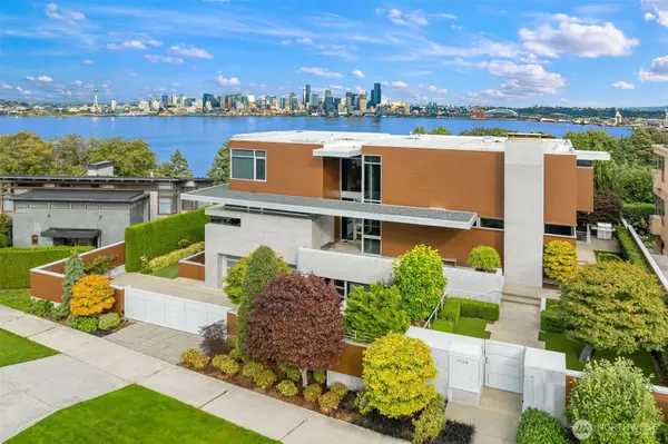 1124 Sunset AVE SW, Seattle, WA 98116