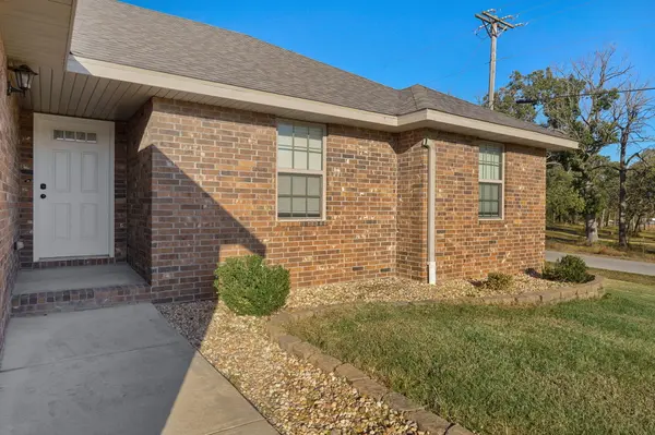 403 S Walker LN, Fair Grove, MO 65648