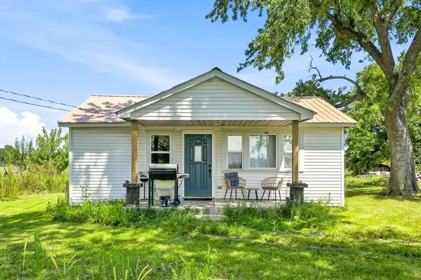 466 State Highway Vv, Rogersville, MO 65742