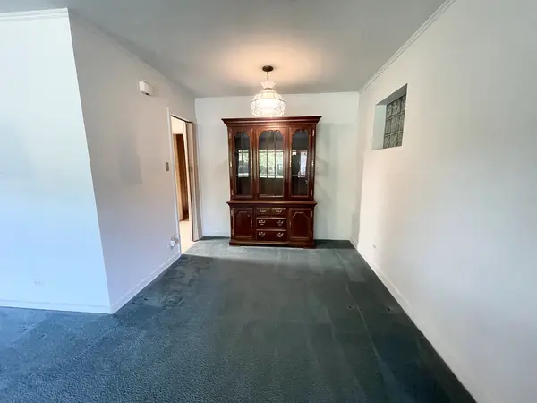 1028 Midway RD, Northbrook, IL 60062
