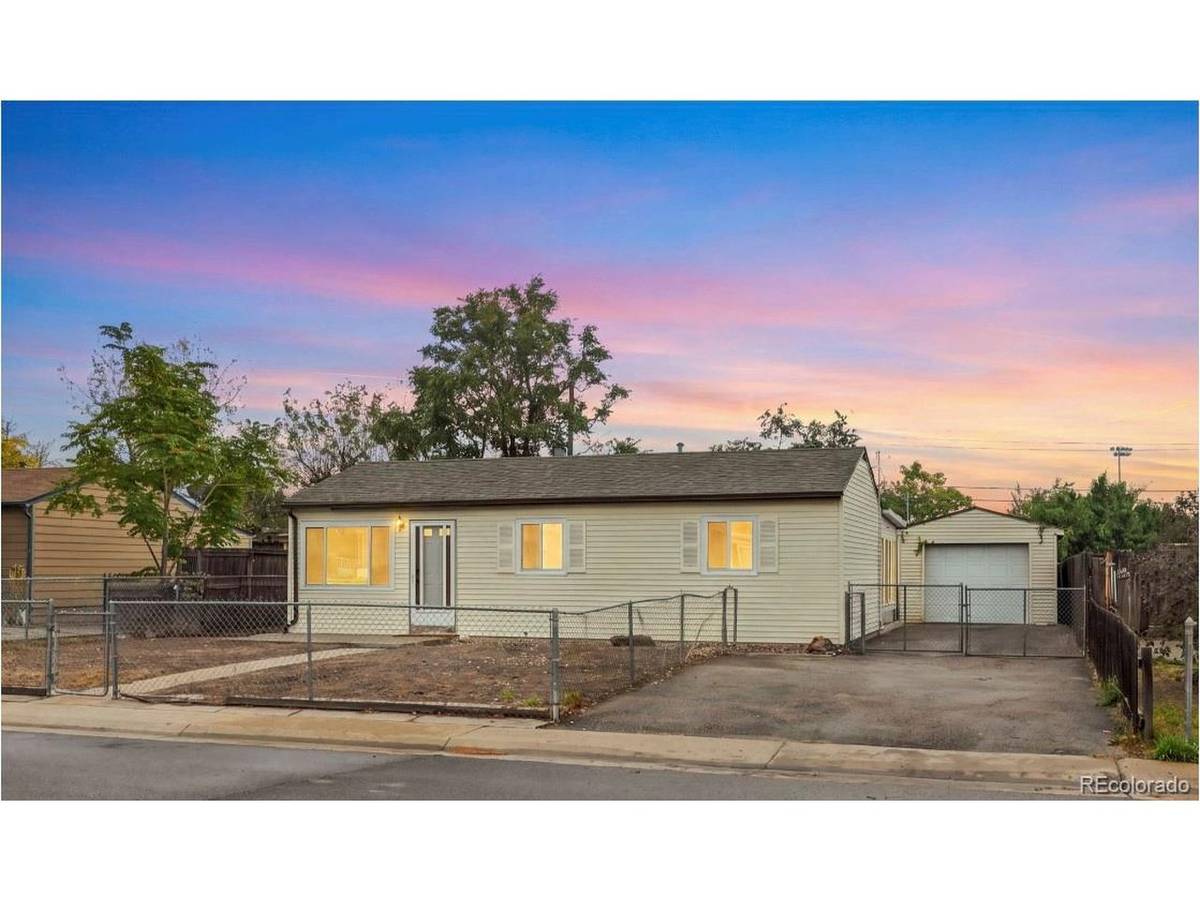 6160 E 60th, Commerce City, CO 80022