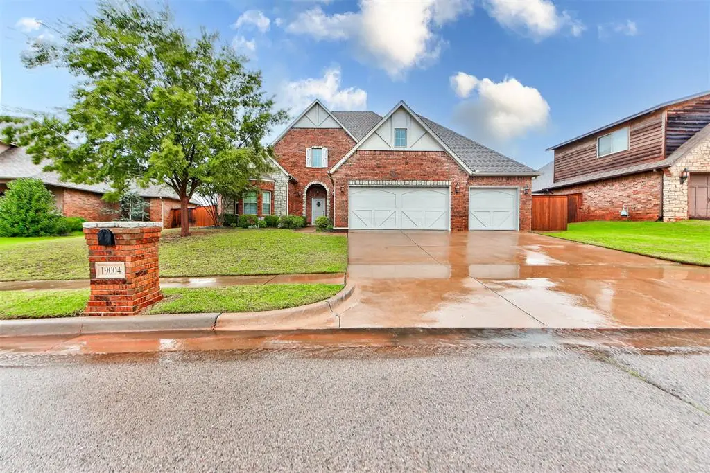 19004 Barnstable CT, Edmond, OK 73012