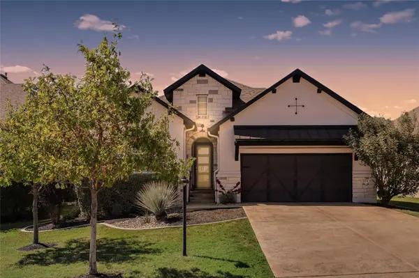 214 Gulfton ST, Lakeway, TX 78738
