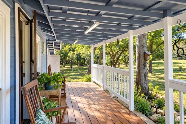 327 Walnut Creek RD, Bastrop, TX 78602