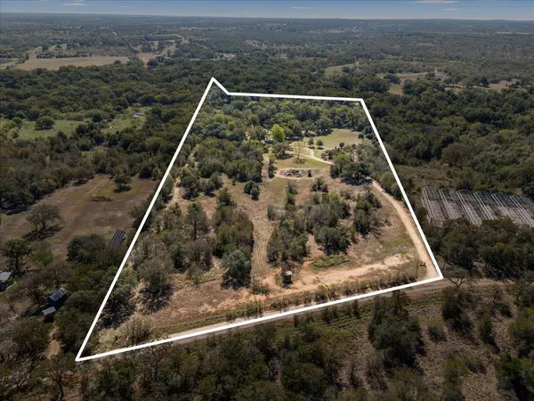 327 Walnut Creek RD, Bastrop, TX 78602