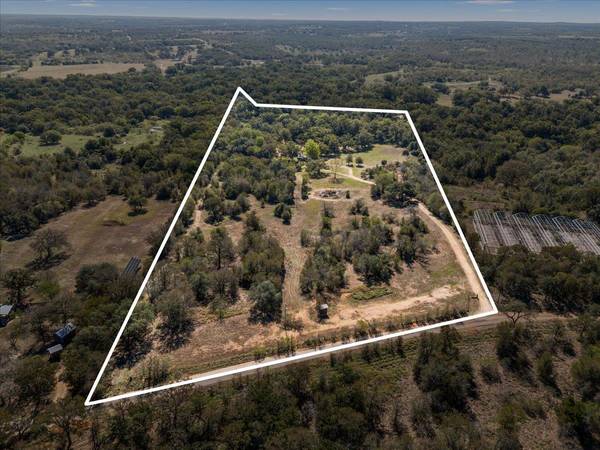 327 Walnut Creek RD, Bastrop, TX 78602