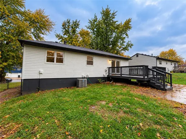 816 NW Oxford DR, Independence, MO 64015