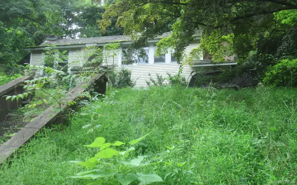 301 Route 32, Central Valley, NY 10917