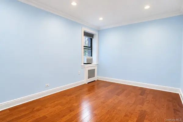 21 Barstow RD #1L, Great Neck, NY 11021