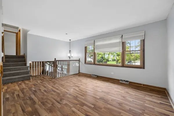 16401 Olcott AVE, Tinley Park, IL 60477