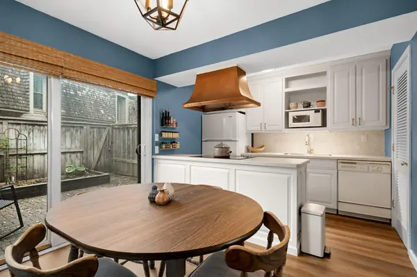 6317 Barrie RD, Edina, MN 55435