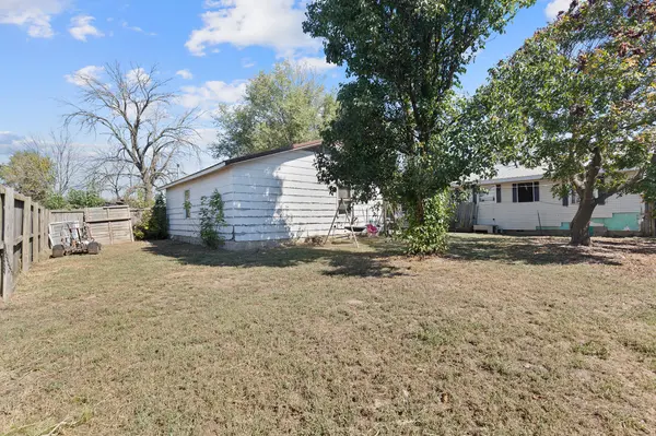 10508 N Main ST, Cassville, MO 65625