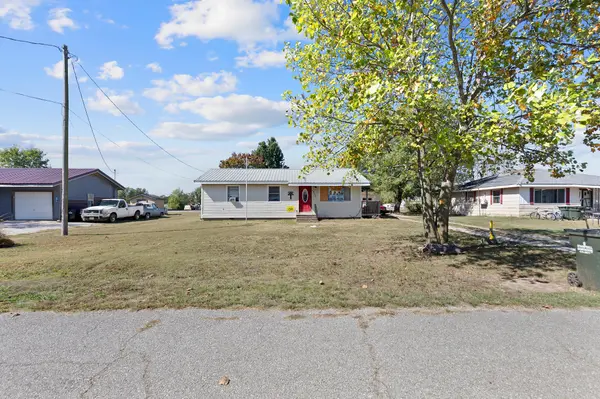 10508 N Main ST, Cassville, MO 65625