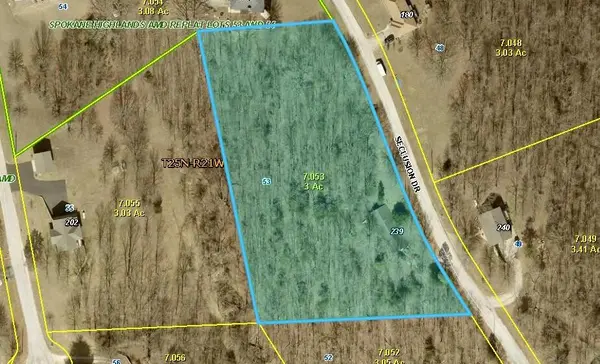 239 Seclusion DR, Spokane, MO 65754