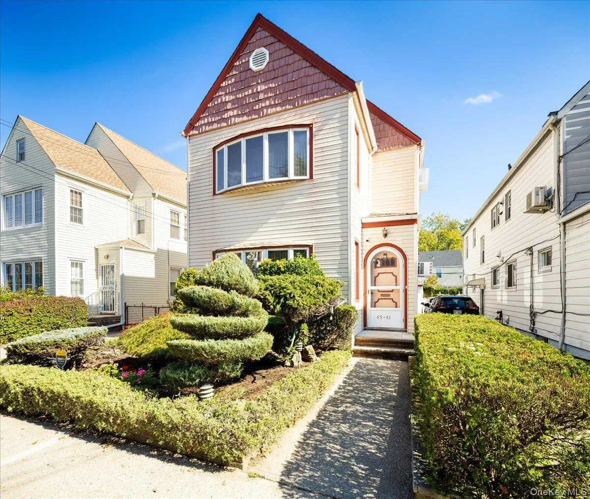 4539 172nd ST, Flushing, NY 11358