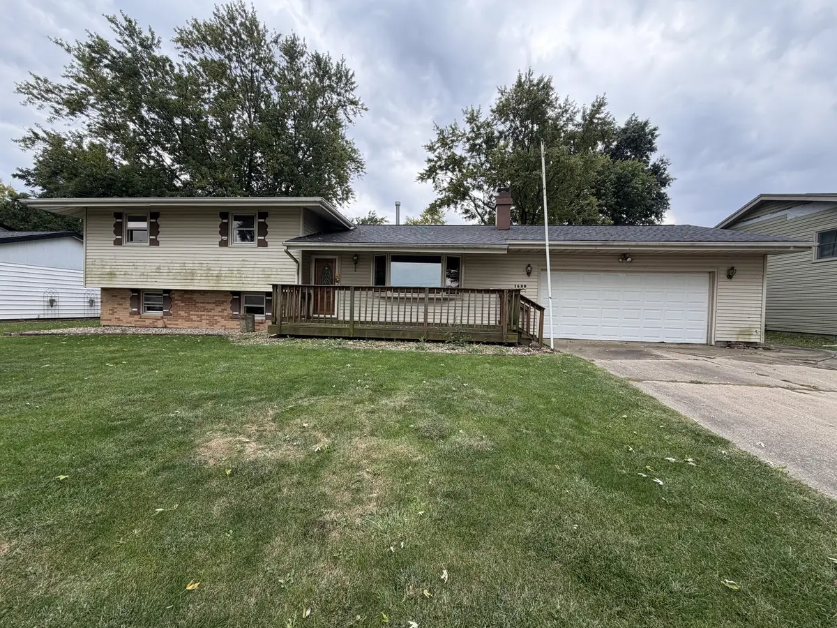 1630 Carolina DR, Rantoul, IL 61866