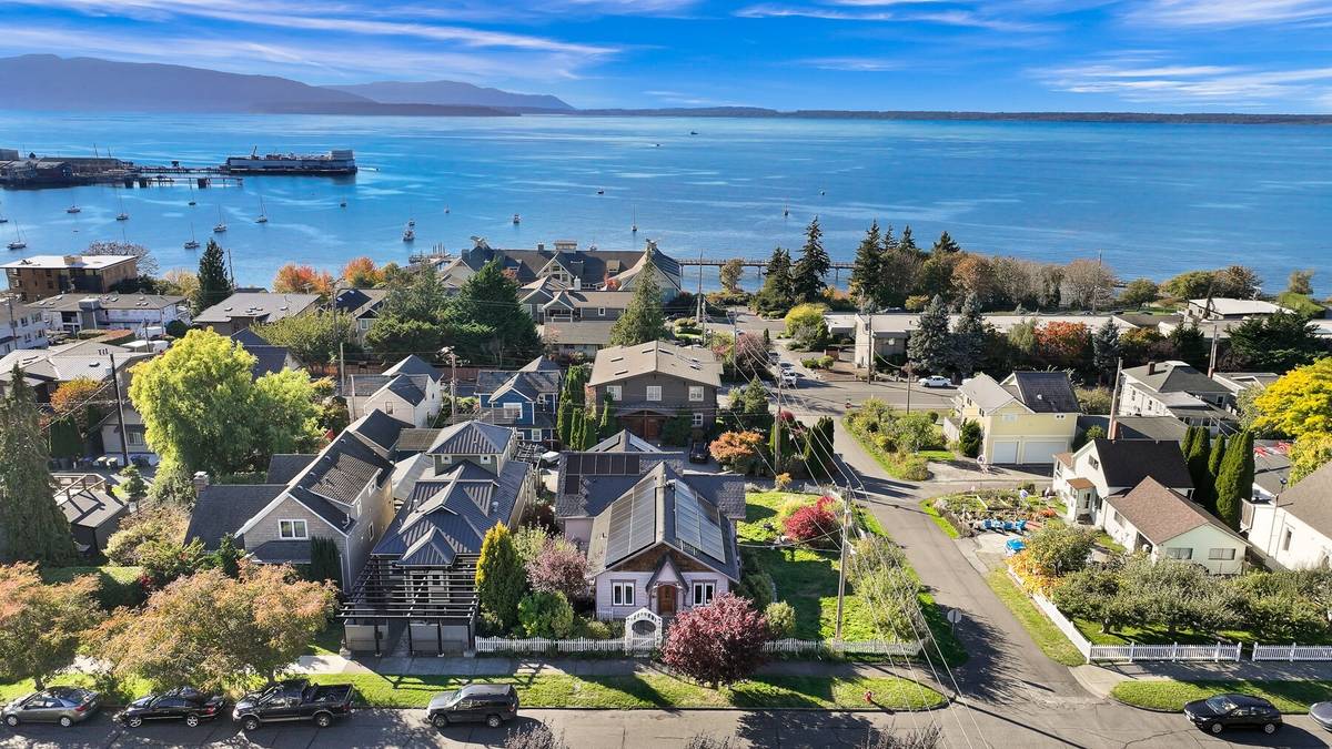 800 12th ST, Bellingham, WA 98225