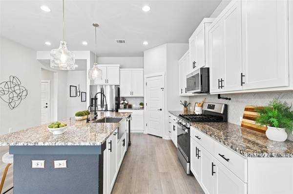 336 Berkeley PL, Georgetown, TX 78628
