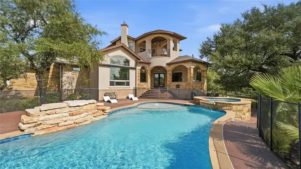 755 Ranchers Club LN, Driftwood, TX 78619