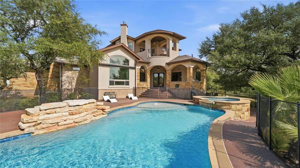 755 Ranchers Club LN, Driftwood, TX 78619