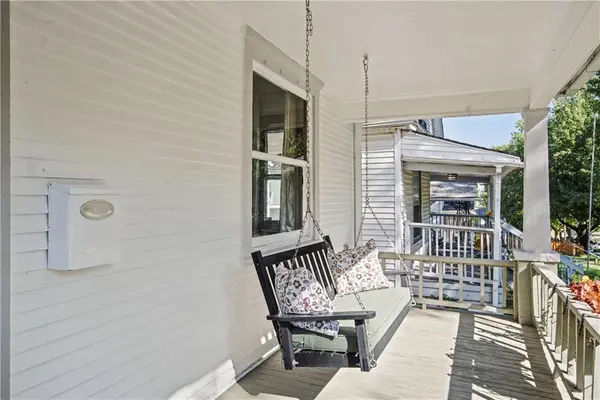 4402 Windsor AVE, Kansas City, MO 64123