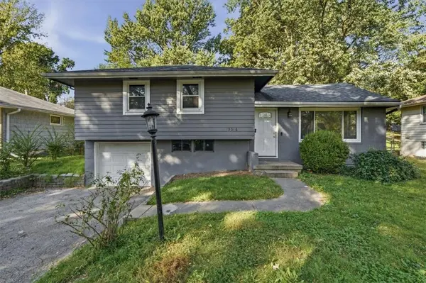 3016 S Norwood AVE, Independence, MO 64052