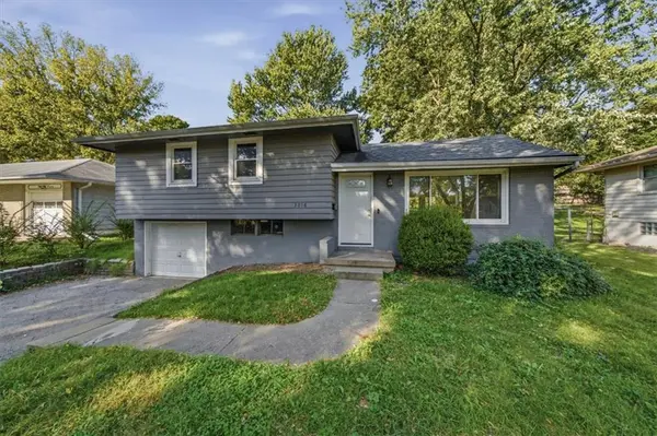 3016 S Norwood AVE, Independence, MO 64052
