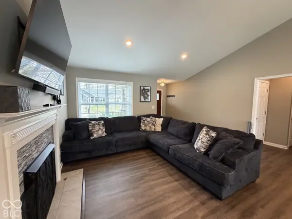 332 Crestwood AVE, Crawfordsville, IN 47933
