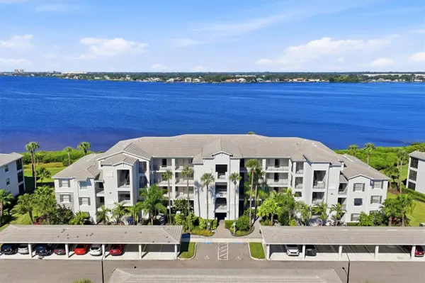 1020 TIDEWATER SHORES LOOP #104, Bradenton, FL 34208