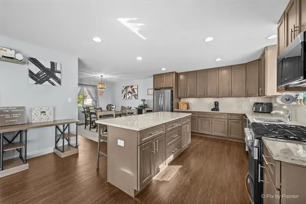5031 W Hawk LN, Monee, IL 60449