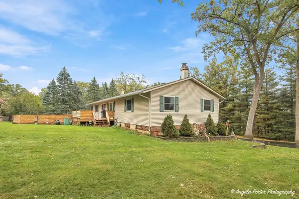 8510 Coral RD, Wonder Lake, IL 60097