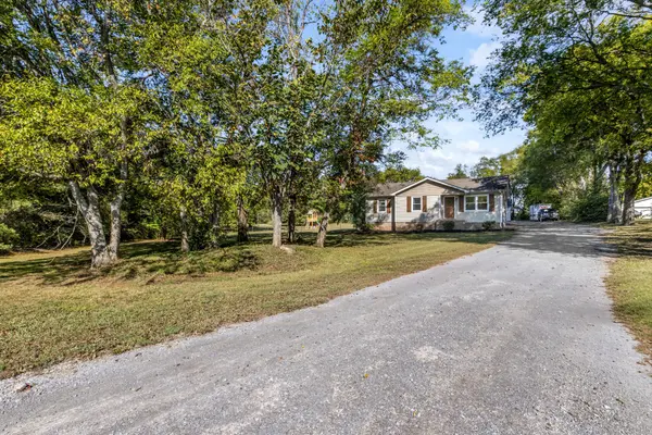 7410 Panther Creek Rd, Christiana, TN 37037