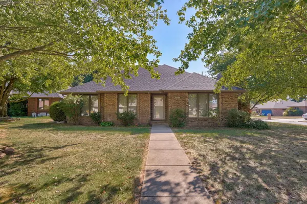 3740 W Glenwood CT, Springfield, MO 65807