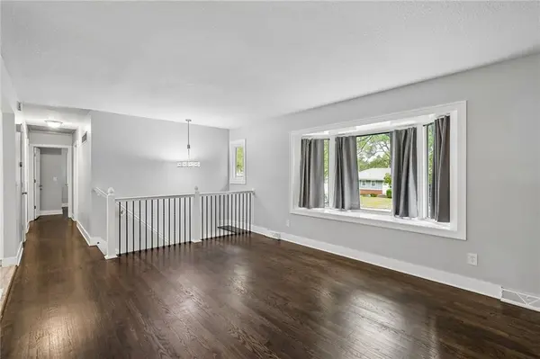 8505 E 109th ST, Kansas City, MO 64134