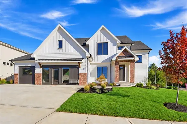 18330 W 195th ST, Spring Hill, KS 66083