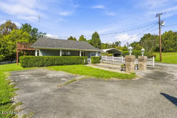 304 Shaddon Rd, Tellico Plains, TN 37385