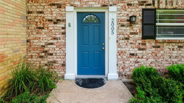 2005 Browning DR ##74, Austin, TX 78752