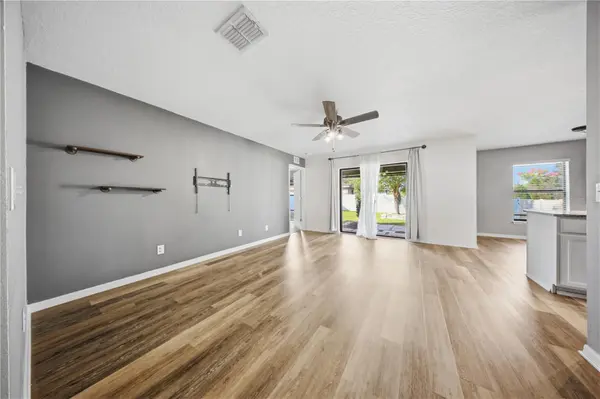 1151 WOODLARK DR, Haines City, FL 33844