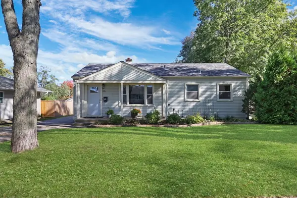 133 N Lincoln AVE, Mundelein, IL 60060