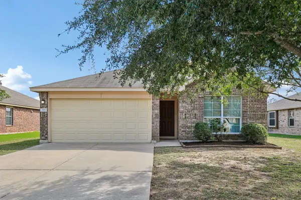 304 Grutsch DR, Bastrop, TX 78602